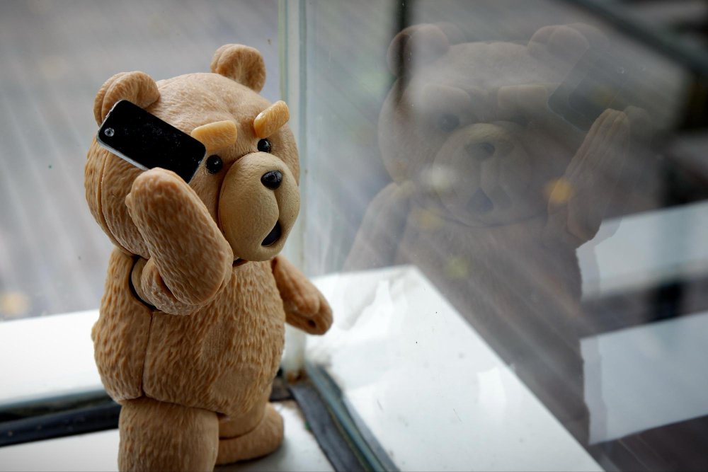 Peluche con IA da malos consejos